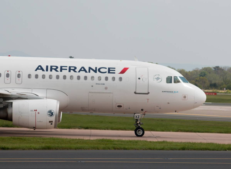 Doit-on interdire les trajets courts en avion ? - iStock-Juha Remes