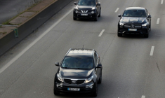 Des SUV sur le boulevard périphérique à Paris, le 31 janvier 2024 ( AFP / Nancy Wangue MOUSSISSA )
