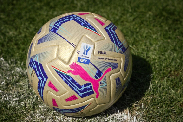 Deux footballeurs italiens de 19 ans meurent dans un accident de voiture