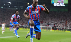 Mateta et Crystal Palace remportent leur première coupe d'Europe