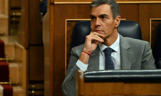 Le Premier ministre espagnol Pedro Sánchez à Madrid le 2 octobre 2026 ( AFP / JAVIER SORIANO )