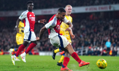 Arsenal crucifie Palace, Jesus marche sur l'eau