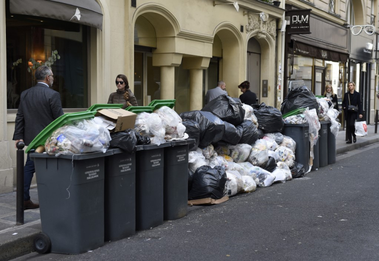 ( AFP / ERIC FEFERBERG )