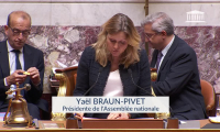 L'Assemblée nationale repousse largement une motion de censure LFI contre Bayrou