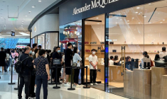 Un magasin Alexander McQueen à Sanya, dans la province de Hainan, en Chine