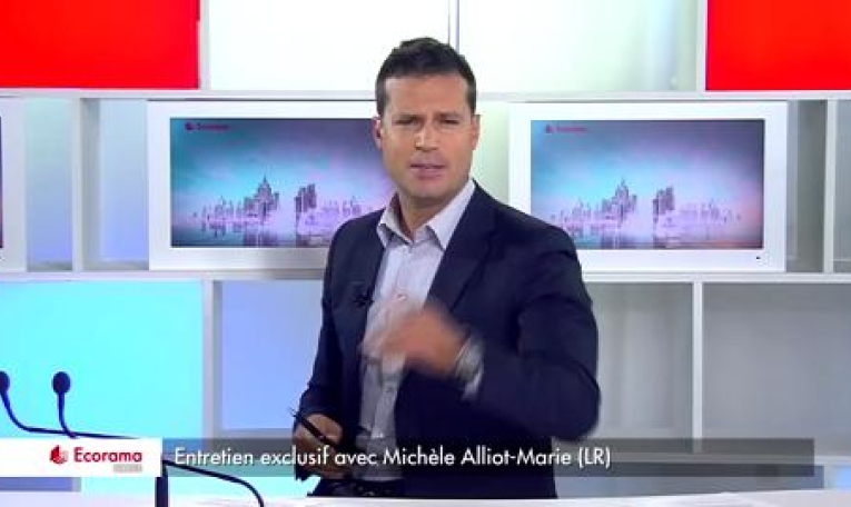 "Hollande n'a cessé de faire des erreurs", selon Michèle Alliot-Marie, à propos de la politique étrangère du chef de l'Etat.(VIDEO)
