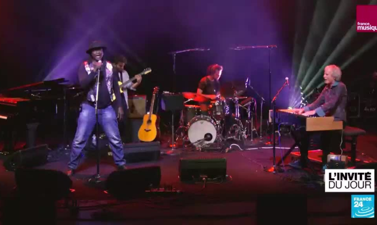 Abdoulaye Nderguet, chanteur : "La musique éduque et fait grandir"