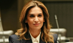 La journaliste Sonia Mabrouk, le 29 février 2024 à Paris ( AFP / Dimitar DILKOFF )