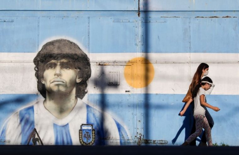 MORT DE MARADONA: PERQUISITION CHEZ LE MÉDECIN DU FOOTBALLEUR