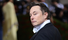 Elon Musk, au gala du Met, le 2 mai 2023 ( GETTY IMAGES NORTH AMERICA / DIMITRIOS KAMBOURIS )