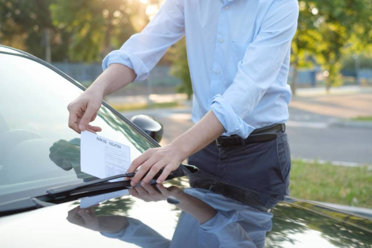 Forfait post-stationnement : comment fonctionne le dispositif remplaçant les PV ? / iStock.com - tommaso79