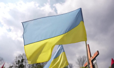 Ukraine: Zelensky et le roi de Suède rendent hommage aux soldats ukrainiens morts au combat