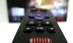 NETFLIX ANTICIPE UNE FAIBLE CROISSANCE DE SES ABONNÉS AU 3E TRIMESTRE