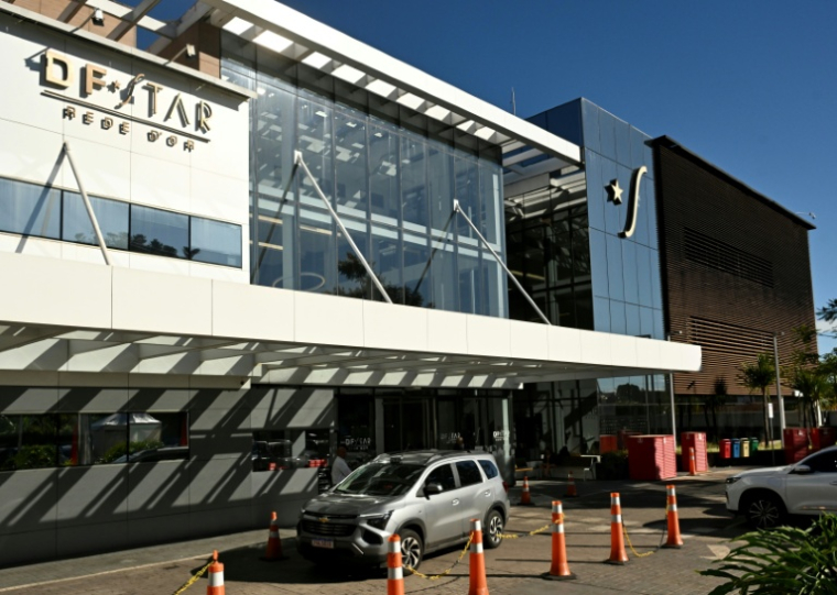 L'hôpital DF Star où l'ex-président brésilien Jair Bolsonaro doit être opéré, le 24 décembre 2025 à Brasilia ( AFP / Evaristo Sa )