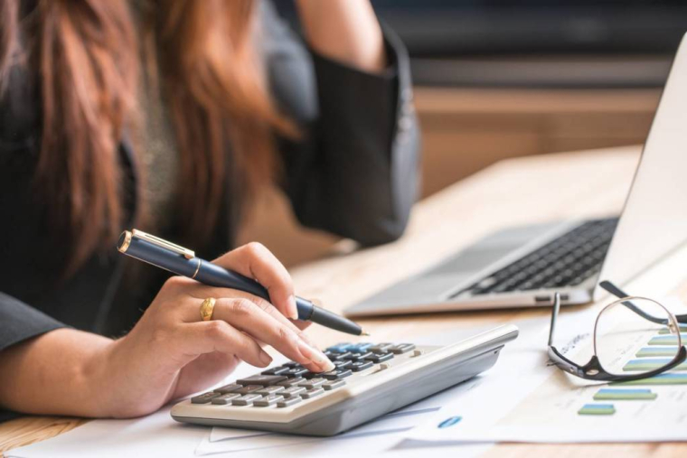 Qu'est-ce que le compte épargne temps ? / iStock.com - PhotoBylove
