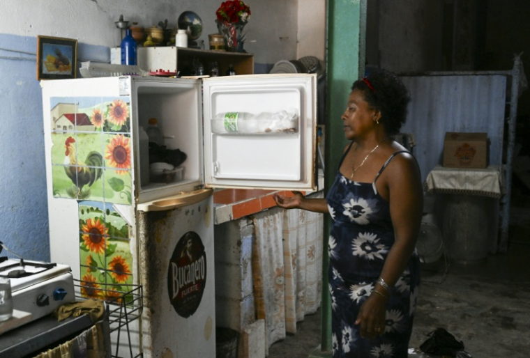 Arminda de la Cruz, dans son appartement de La Vieille Havane, à Cuba, le 18 mai 2026 ( AFP / YAMIL LAGE )