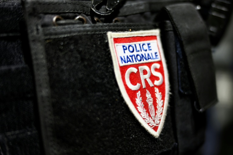 Des peines de six à vingt mois de prison, toutes assorties de sursis, ont été requises jeudi contre neuf CRS jugés à Paris pour avoir matraqué des manifestants dans un Burger King lors de l'acte 3 des "gilets jaunes", le 1er décembre 2018 ( AFP / Sameer AL-DOUMY )