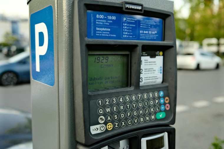 Certaines applications proposent le parking collaboratif, permettant de profiter d’une place mise à disposition par un particulier qui n’en a pas l’utilité. (Illustration) (Egor Komarov / Pexels)