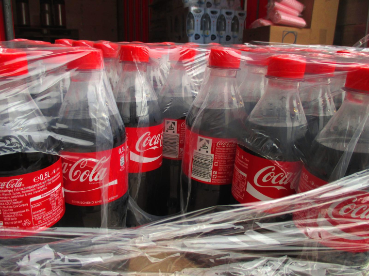 Coca-Cola va à nouveau inscrire des prénoms sur ses bouteilles. (illustration) (901263 / Pixabay)