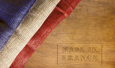 Une carte-cadeau patriote, dédiée aux achats made in France (Crédits photo : Adobe Stock -  )