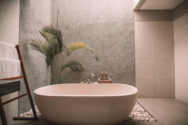 Logement: un plan à un milliard d’euros pour rénover vos salles de bain (Photo: Jared Rice - Unsplash)