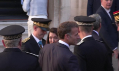 Macron juge "pas normal" que le pays "soit dans cet état d'ébullition"