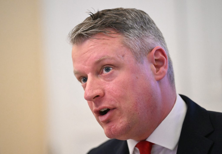 Le ministre britannique de la Défense, John Healey ( AFP / SERGEI GAPON )