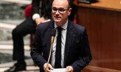Le ministre Sébastien Martin, à l'Assemblée nationale, le 29 octobre 2025 ( AFP / THIBAUD MORITZ )