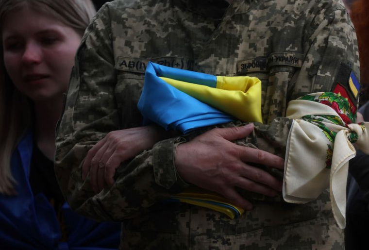 PRÈS DE 9.000 SOLDATS UKRAINIENS TUÉS DANS LE CONFLIT CONTRE LA RUSSIE, DIT KYIV