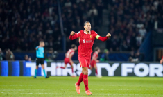 Al-Hilal souhaite attirer Virgil van Dijk, qui laisse planer un doute sur son avenir