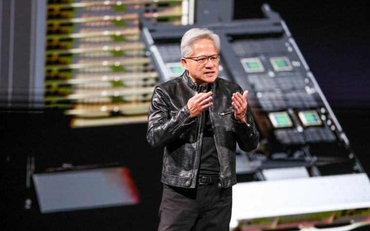 Jensen Huang, directeur général de Nvidia, lors du salon Computex à Taipei, le 1er juin 2026 ( AFP / I-Hwa Cheng )