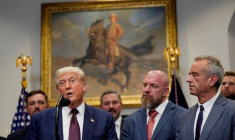 Le président des États-Unis Donald Trump prononce un discours à la Maison Blanche à Washington, D.C