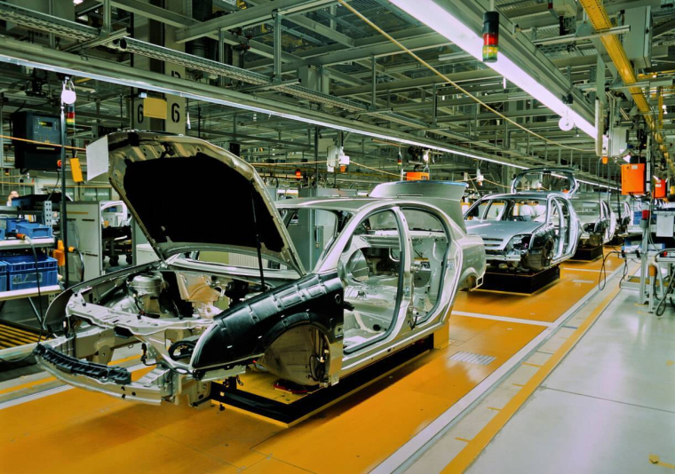Baisse des impôts de production : les attentes du Medef, les promesses des candidats / iStock.com - reinerplendl