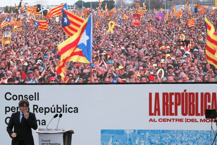 GRAND RASSEMBLEMENT DES INDÉPENDANTISTES CATALANS À PERPIGNAN
