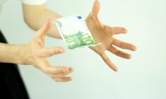 Les français comptent trop sur l'épargne sans risque pour faire face aux grands enjeux de la vie. (Crédits:Pexels)