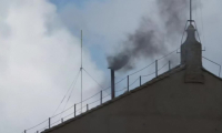 Fumée noire au Vatican, pas de nouveau pape