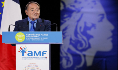 André Laignel, président du Comité des finances locales et Vice-président de l'AMF, en 2021, à Paris ( AFP / LUDOVIC MARIN )