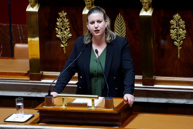 Mathilde Panot à Paris le 19 décembre 2023. ( AFP / LUDOVIC MARIN )