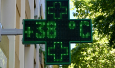 La France entière a été placée en vigilance orange canicule pour la journée de dimanche ( AFP / Pascal GUYOT )