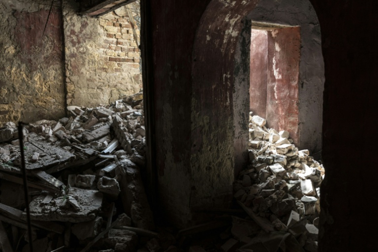 Un ancien bâtiment de la compagnie Maurel et Prom, construit entre 1822 et 1825 et utilisé pour détenir des esclaves, le 28 juillet 2026 à Saint-Louis, au Sénégal ( AFP / PATRICK MEINHARDT )