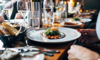 Restaurant : payer l’addition avant d’être servi ?