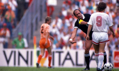 La légende de l'arbitrage, Michel Vautrot, agressé et dépouillé dans le Doubs