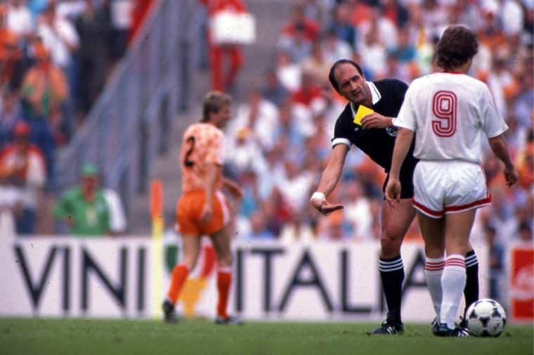 La légende de l'arbitrage, Michel Vautrot, agressé et dépouillé dans le Doubs