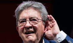 Le fondateur de La France Insoumise Jean-Luc Melenchon le 31 janvier 2026 à Roubaix, dans le Nord ( AFP / Sameer Al-DOUMY )