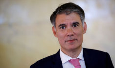 Le premier secrétaire sortant du Parti socialiste (PS), lors d'une rencontre avec des journalistes dans la salle des Pas Perdus à l'Assemblée nationale à Paris