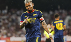 Barcelone a (enfin) signé son nouveau buteur