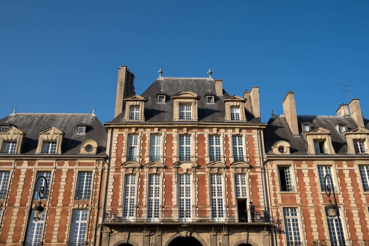 Immeuble classé ou inscrit aux Monuments Historiques : contraintes et avantages fiscaux pour les propriétaires / iStock.com - Galdric Sibiude