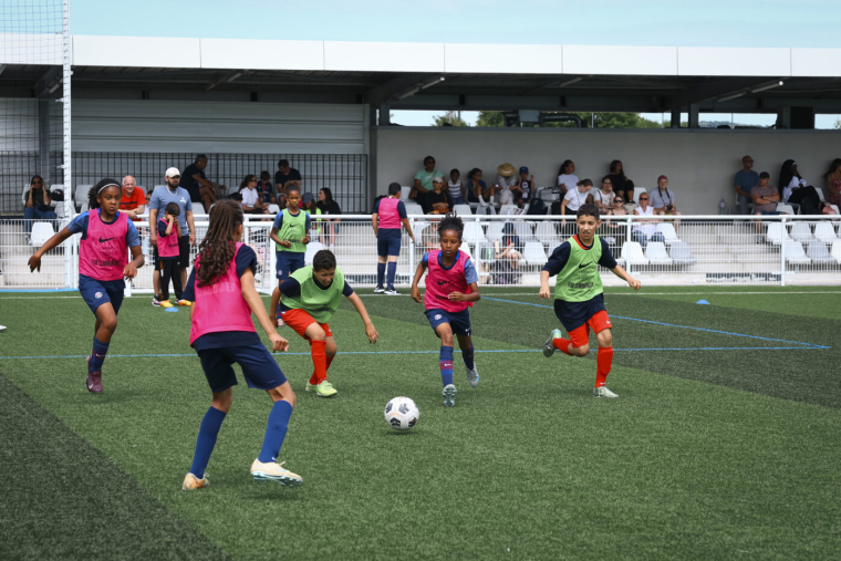 Le PSG réunit 117 enfants autistes et neurotypiques pour un tournoi inédit