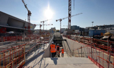 La reprise pourrait être encore plus franche si certains secteurs comme le bâtiment ne rencontraient pas de difficultés pour recruter du personnel. (© T.Coex / AFP)