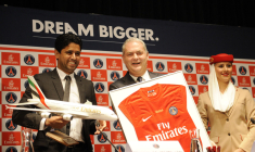 Les Parisiens rentrent dans un avion pimpé spécialement pour la victoire